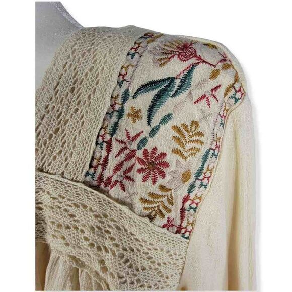Knox Rose cream Boho Embroidered Top Large - Picture 3 of 5